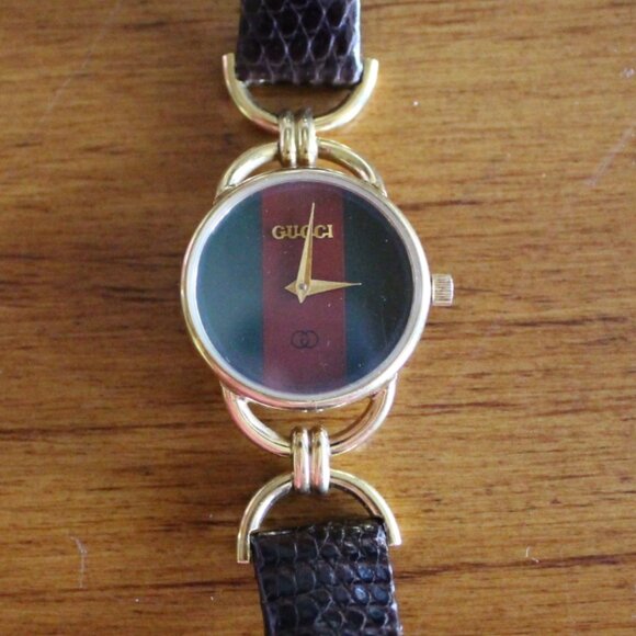 Womens Gucci Watch 6000L Great shape! - Picture 7 of 14